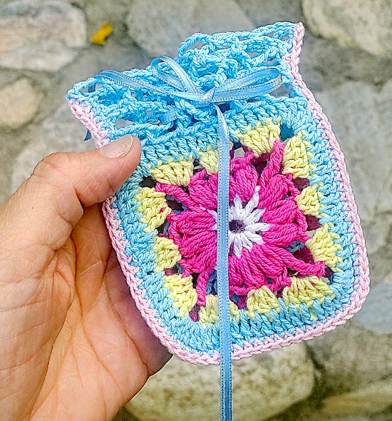 Bolsita granny square